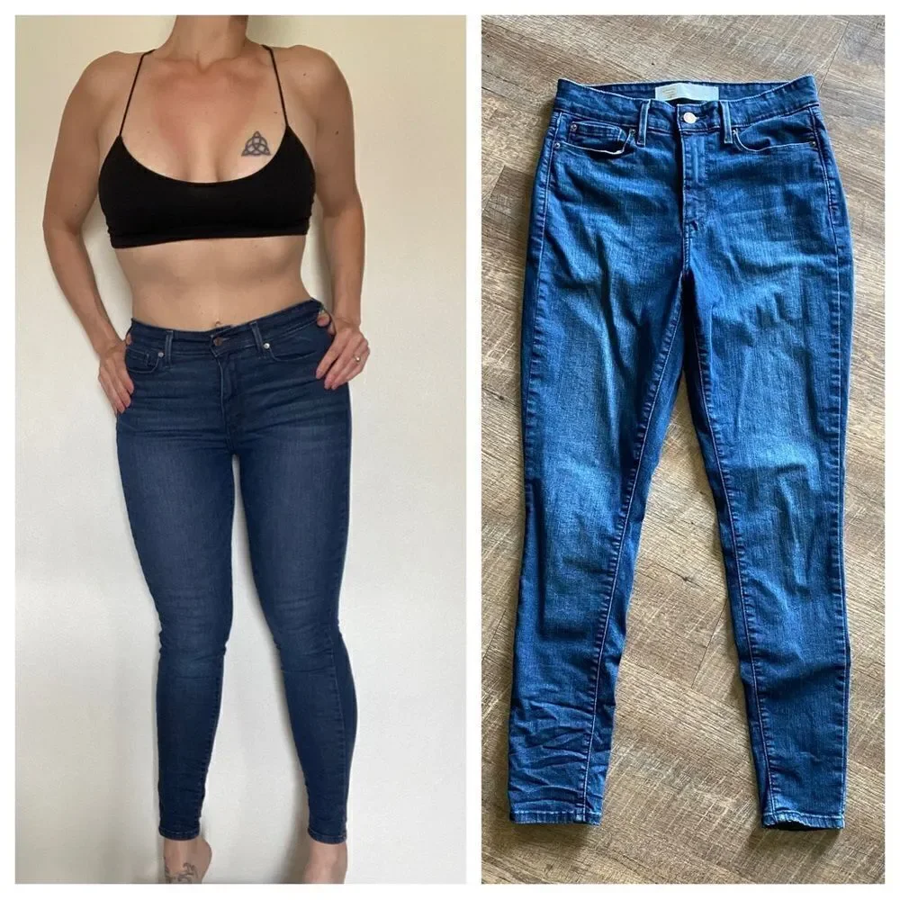 Levi’s High Rise Super Skinny Jeans 29 Waist Dark Wash